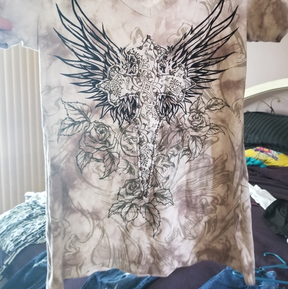 Distressed Tee - Picture 4 of 4